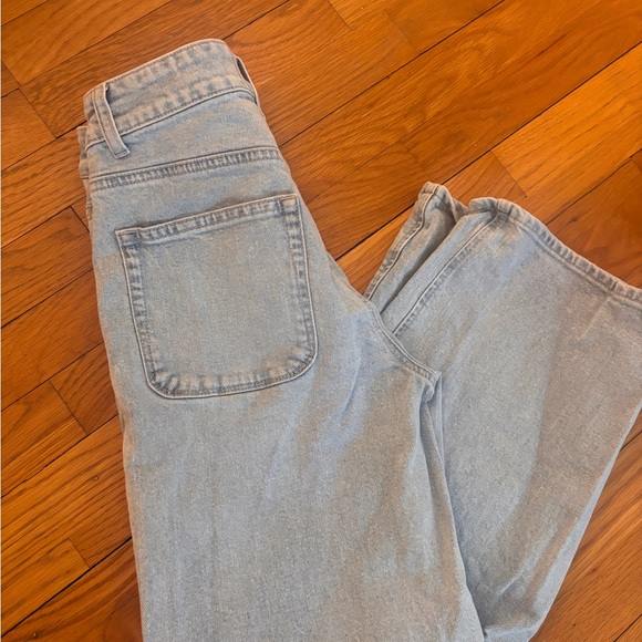 PAIGE Anessa Women's High-Rise Wide-Leg Jeans in Light Blue - Picture 4 of 4